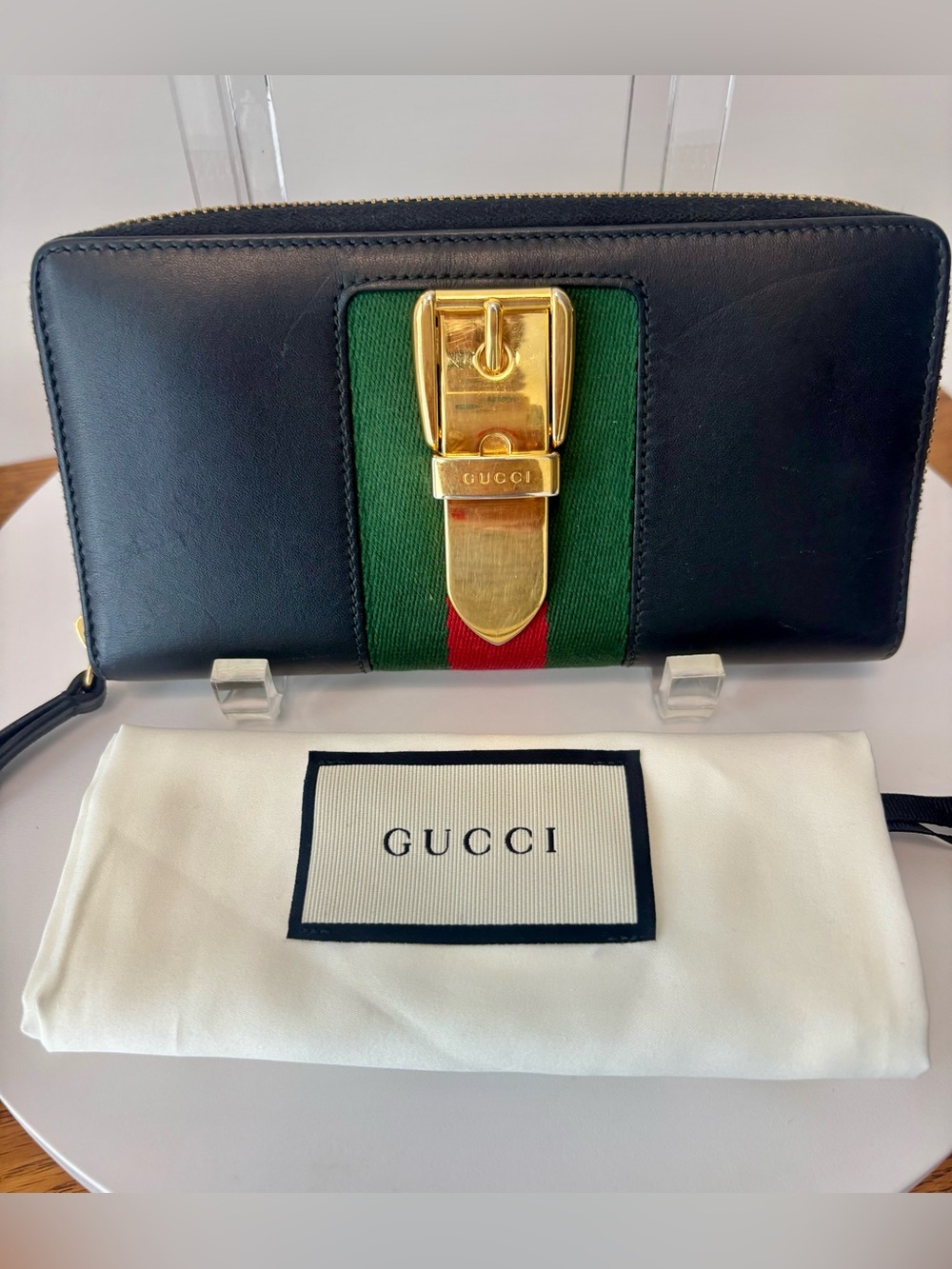 GUCCI SYLVIE Zip Around Leather Wallet w/Dust Bag